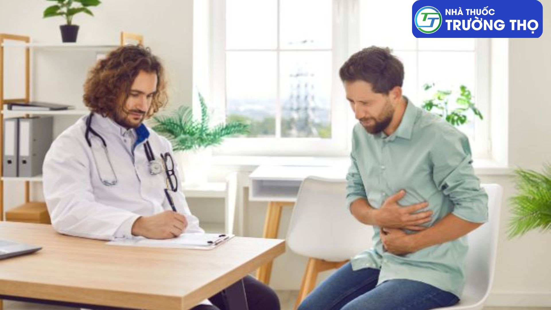 Người bệnh viêm đại tràng co thắt nên đến các cơ sở chuyên khoa để thăm khám nếu xuất hiện triệu chứng